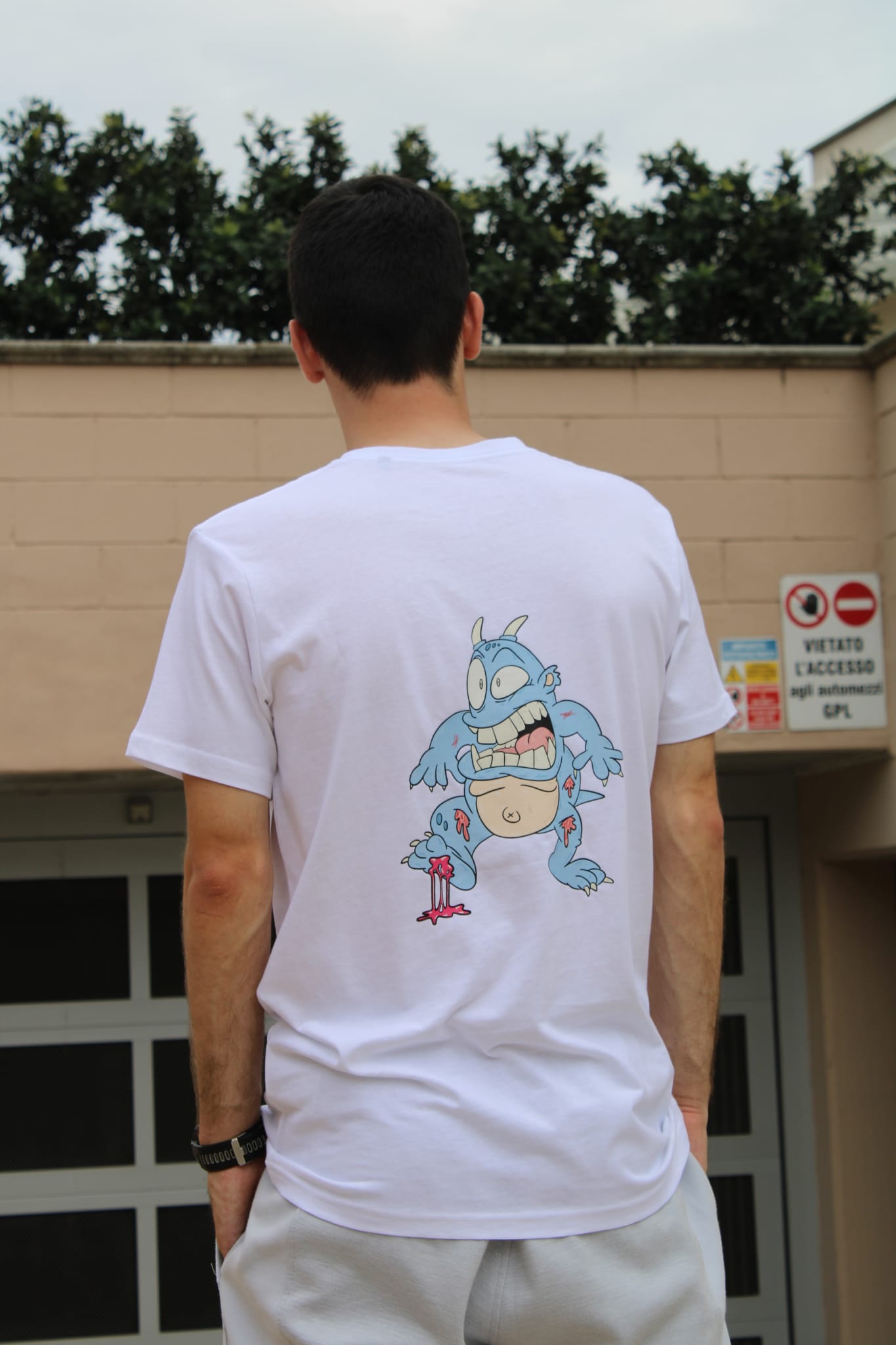 BUBBLE GUM TEE